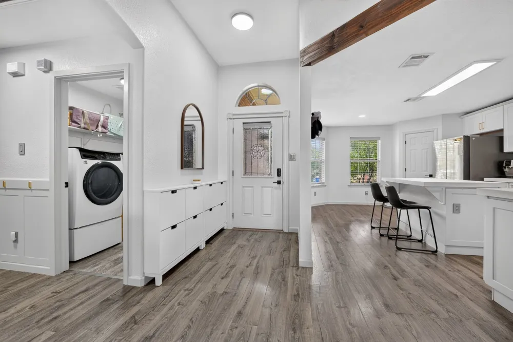 9228 Jason Drive White Settlement, TX 76108