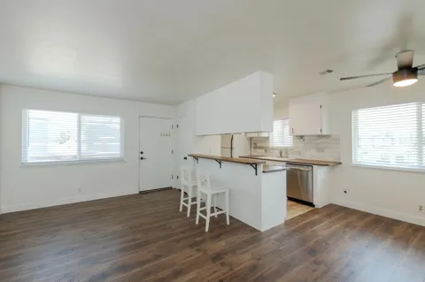 4904 Holt Avenue #204