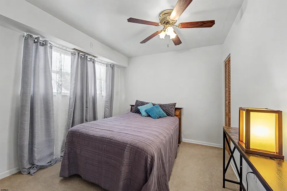 2110 Amherst Northfield, NJ 08234