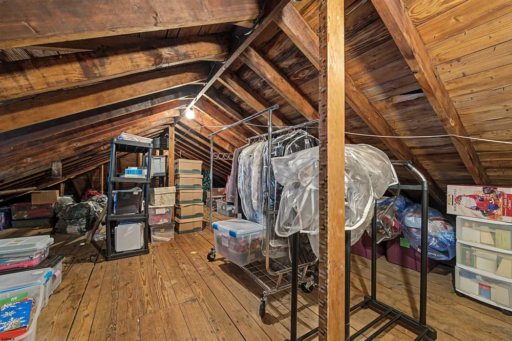 2110 Amherst Northfield, NJ 08234