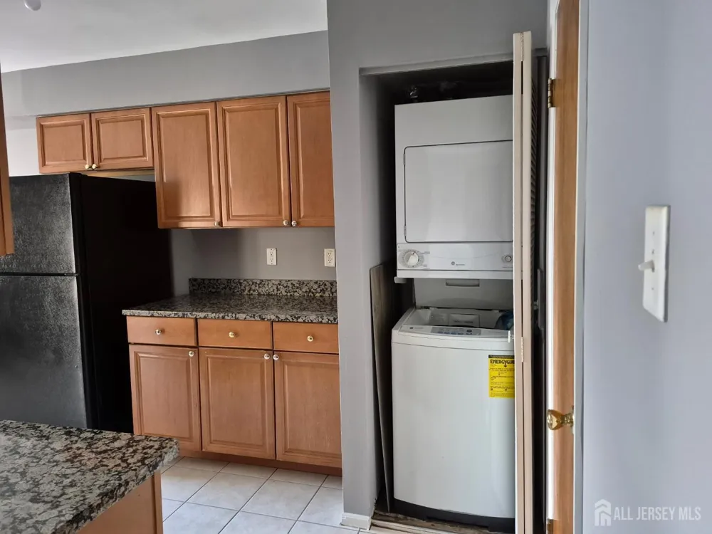 915 Edison Glen Terrace Edison, NJ 08837