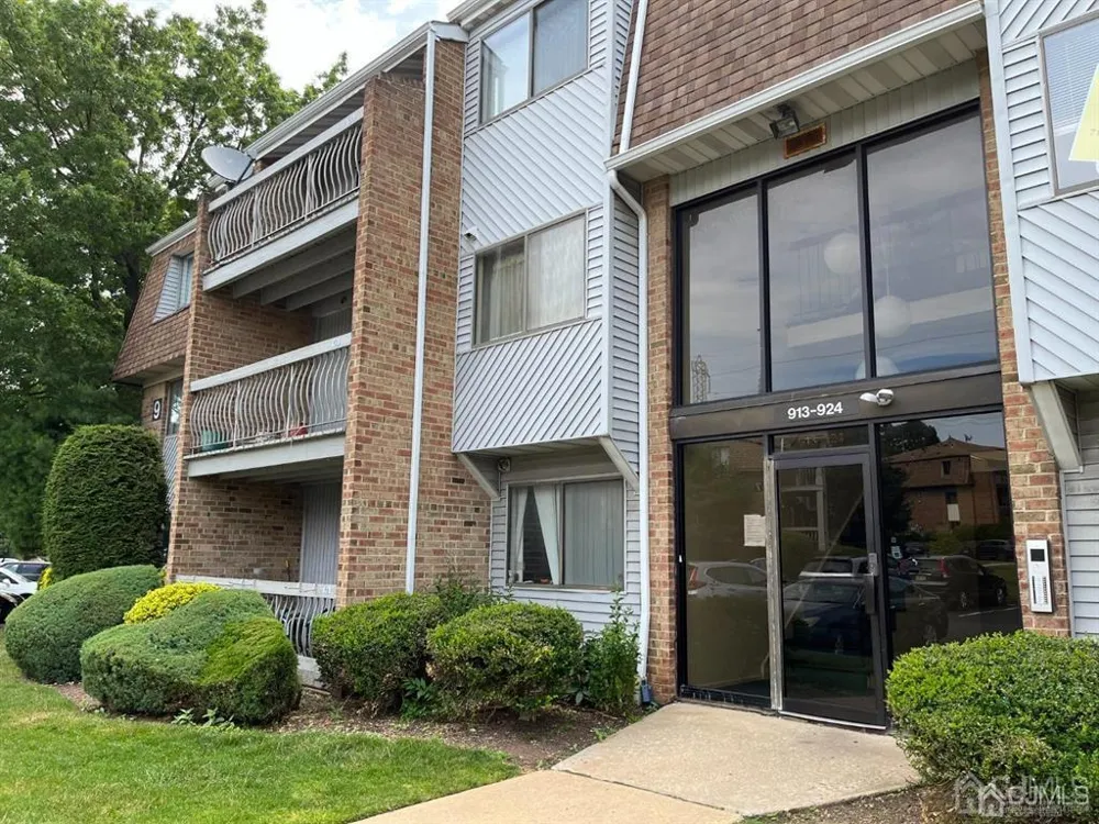 915 Edison Glen Terrace Edison, NJ 08837