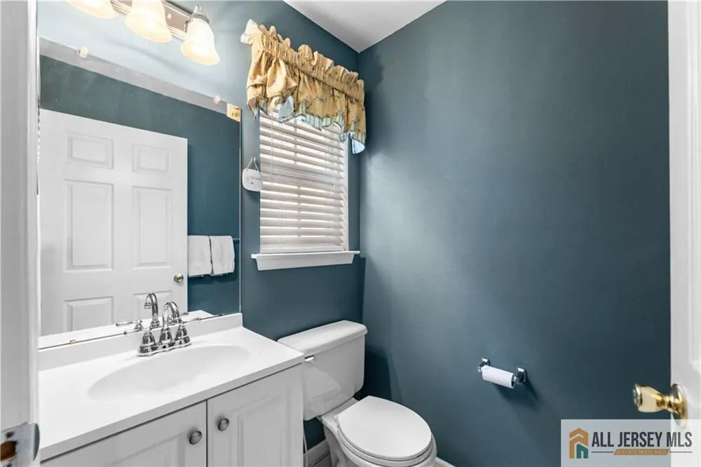 28 Garfield Way Montgomery, NJ 08540