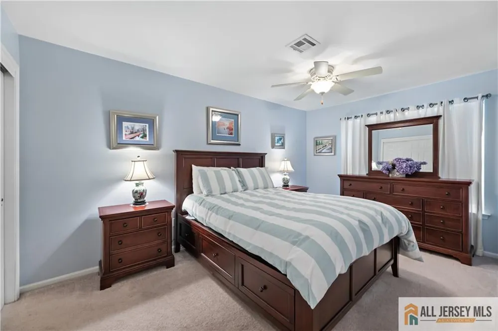 28 Garfield Way Montgomery, NJ 08540
