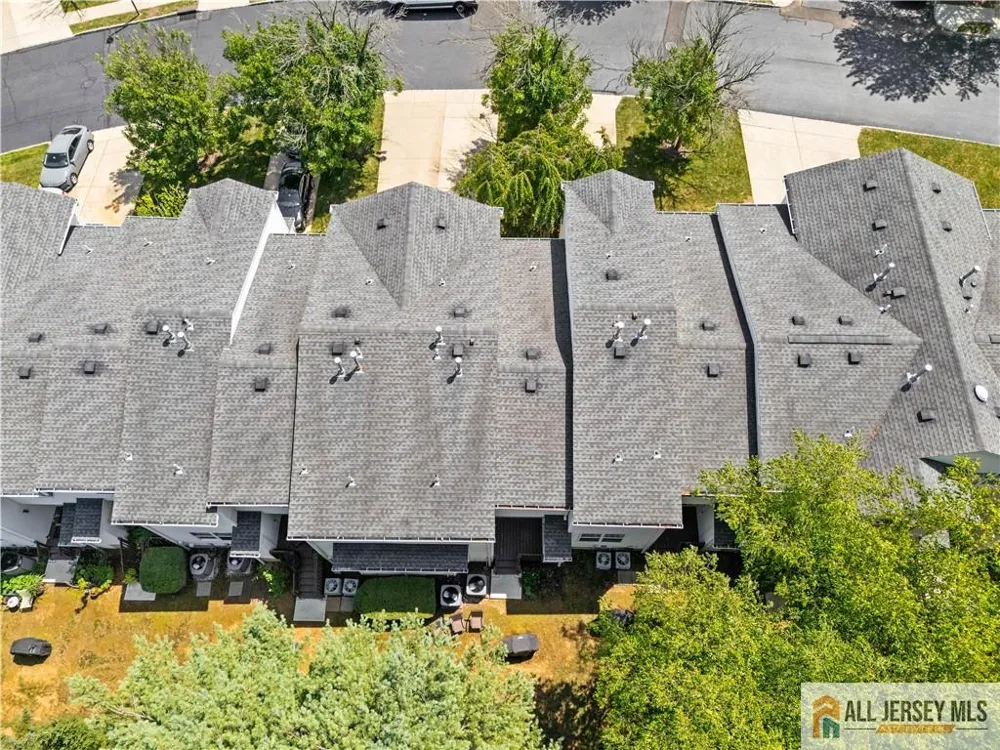 28 Garfield Way Montgomery, NJ 08540