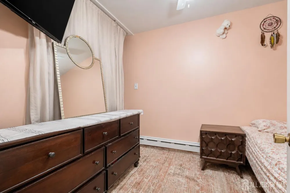 61 S ward Street New Brunswick, NJ 08901