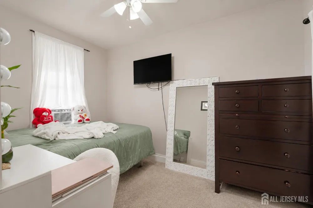 61 S ward Street New Brunswick, NJ 08901