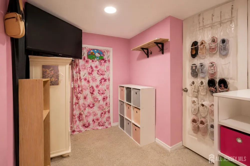 61 S ward Street New Brunswick, NJ 08901