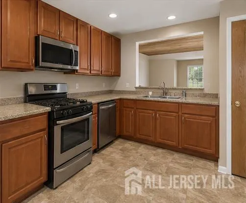 79 Staghorn Drive Old Bridge, NJ 07747
