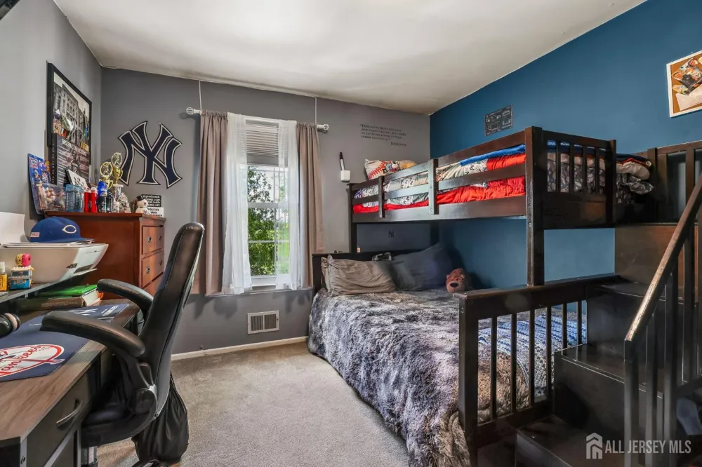 79 Staghorn Drive Old Bridge, NJ 07747