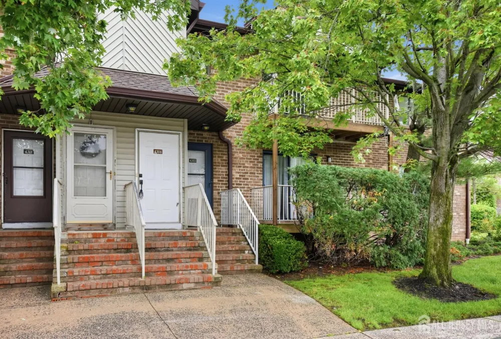 4304 Birchwood Court North Brunswick, NJ 08902