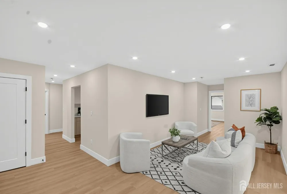 4304 Birchwood Court North Brunswick, NJ 08902