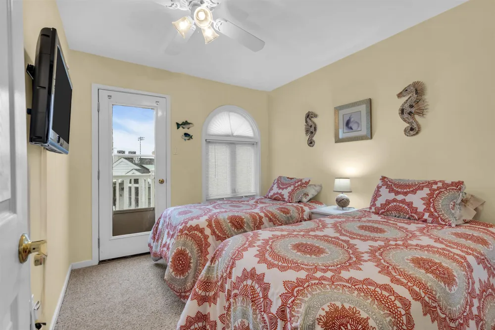 9 W 6th Street Ocean City, NJ 08226
