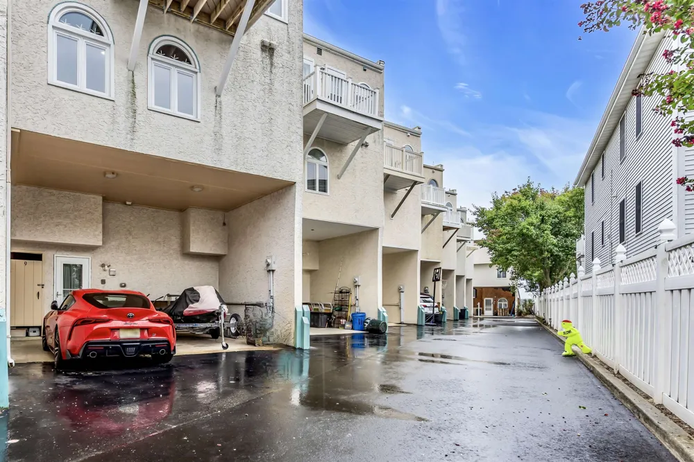 9 W 6th Street Ocean City, NJ 08226