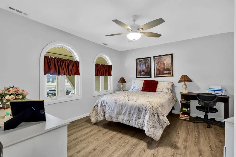 9 W 6th Street Ocean City, NJ 08226
