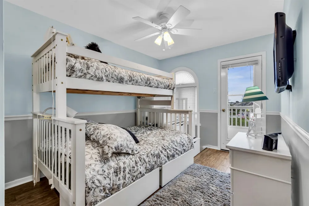 9 W 6th Street Ocean City, NJ 08226