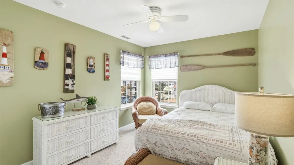213 E Taylor Avenue Wildwood, NJ 08260