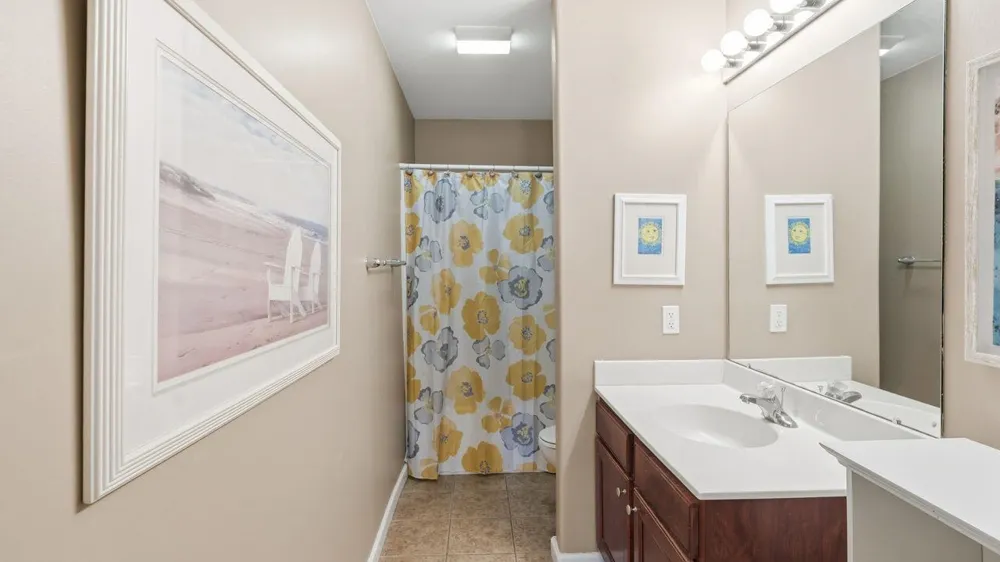 213 E Taylor Avenue Wildwood, NJ 08260