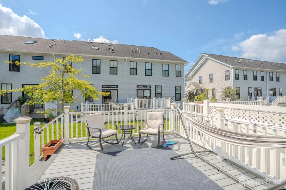 15 Clover Lane Monroe, NJ 08831