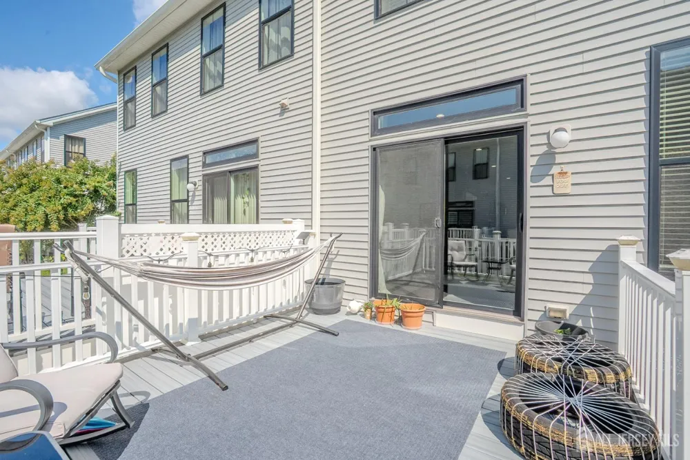15 Clover Lane Monroe, NJ 08831
