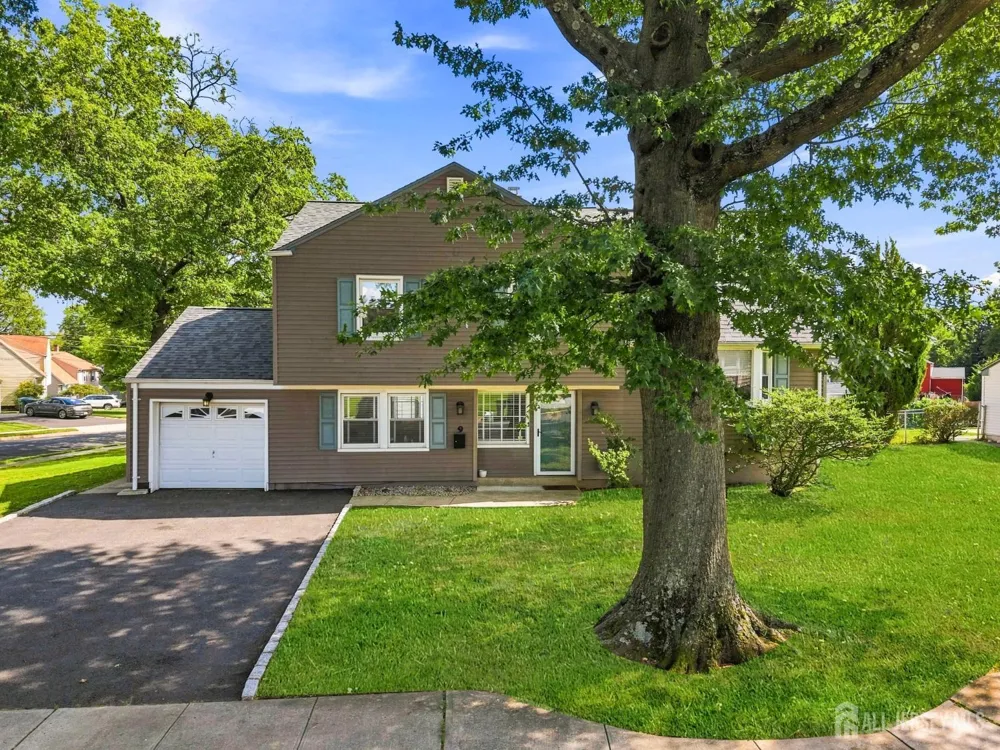 9 Meyer Road Edison, NJ 08817
