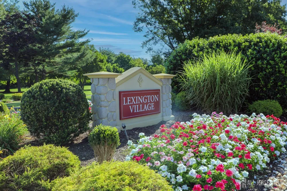 17 Wilson Court East Brunswick, NJ 08816