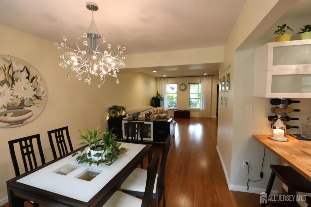 17 Wilson Court East Brunswick, NJ 08816