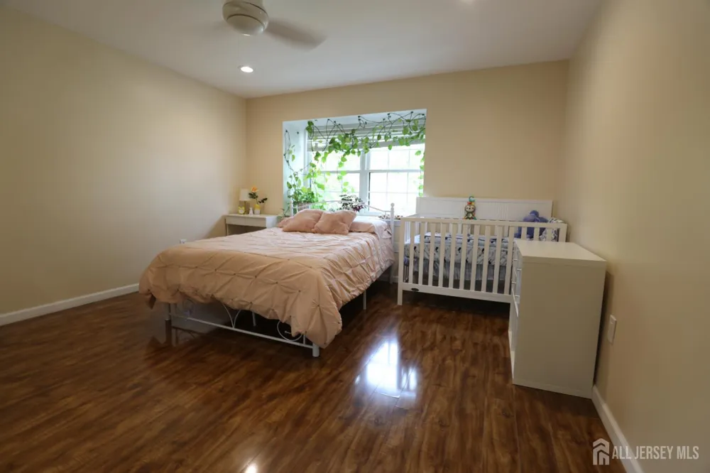 17 Wilson Court East Brunswick, NJ 08816