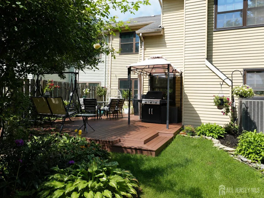 17 Wilson Court East Brunswick, NJ 08816
