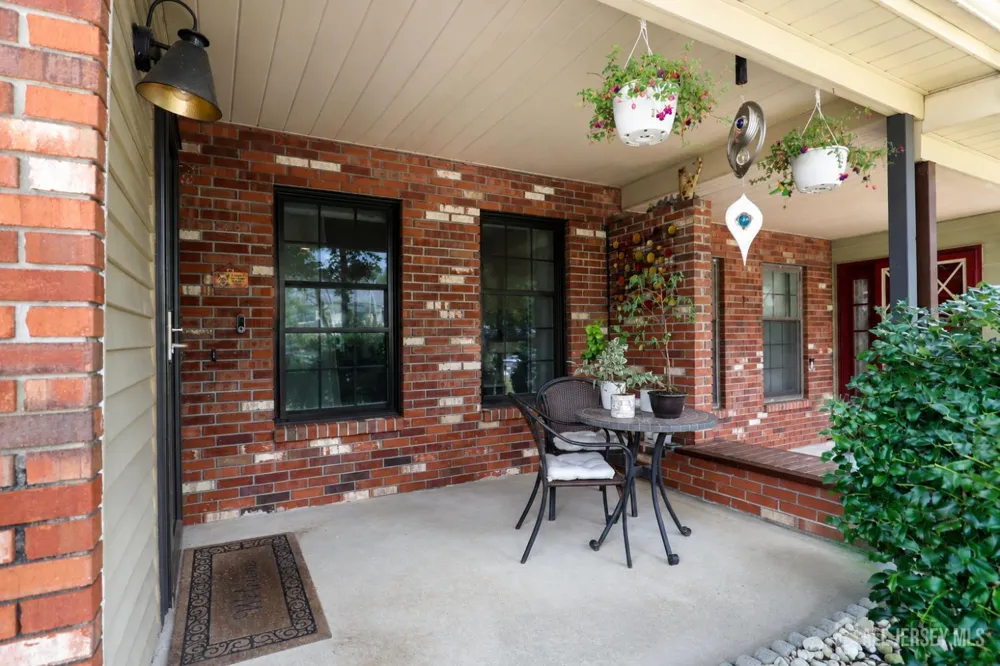 17 Wilson Court East Brunswick, NJ 08816