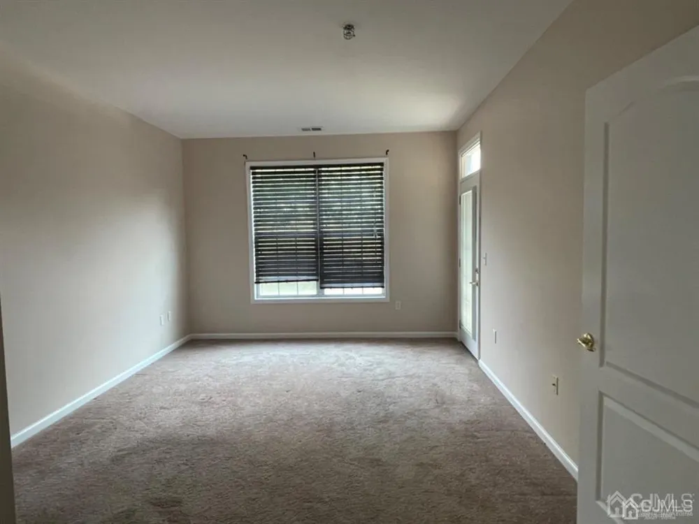 3018 Edward Stec Boulevard #18 Edison, NJ 08837