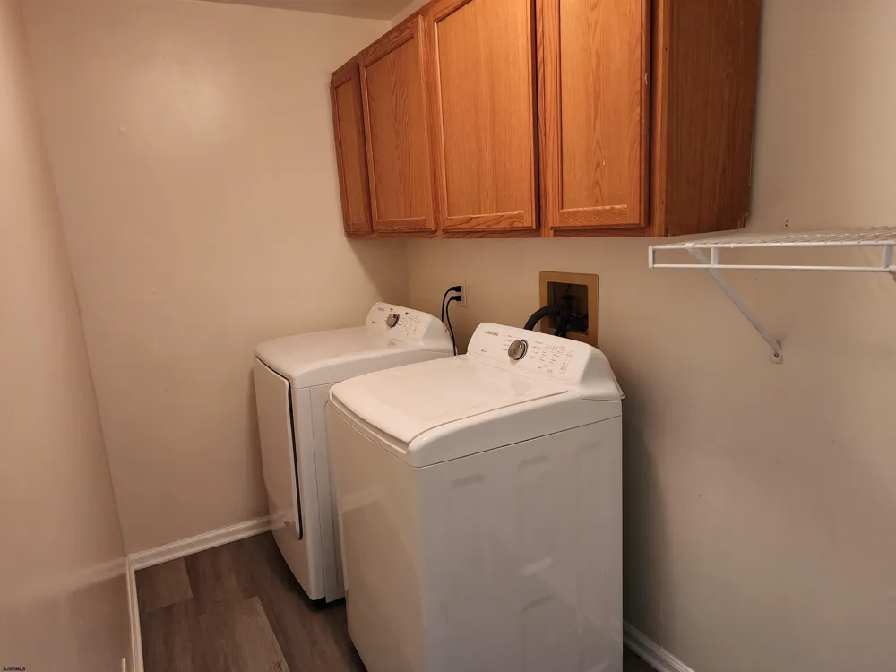 7 Sextant Dr Atlantic City, NJ 08401