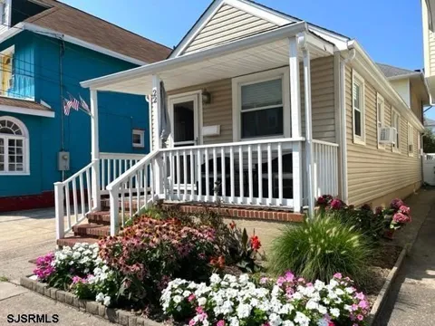 22 N Marion Ave