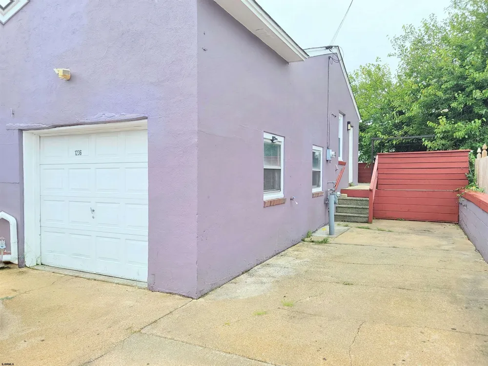 1236 N Ohio Ave Atlantic City, NJ 08401