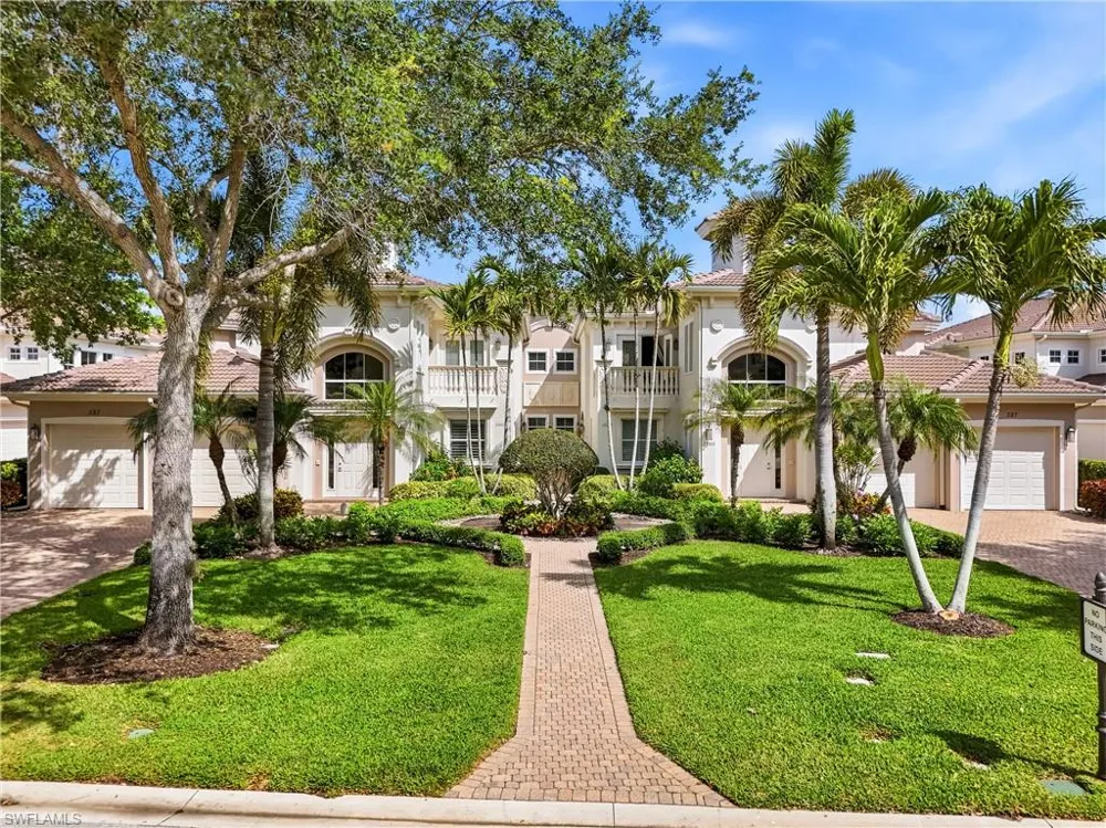 587 Avellino Isles Circle #101 Naples, FL 34119