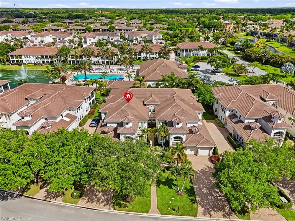 587 Avellino Isles Circle #101 Naples, FL 34119