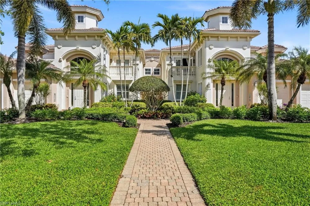 587 Avellino Isles Circle #101 Naples, FL 34119
