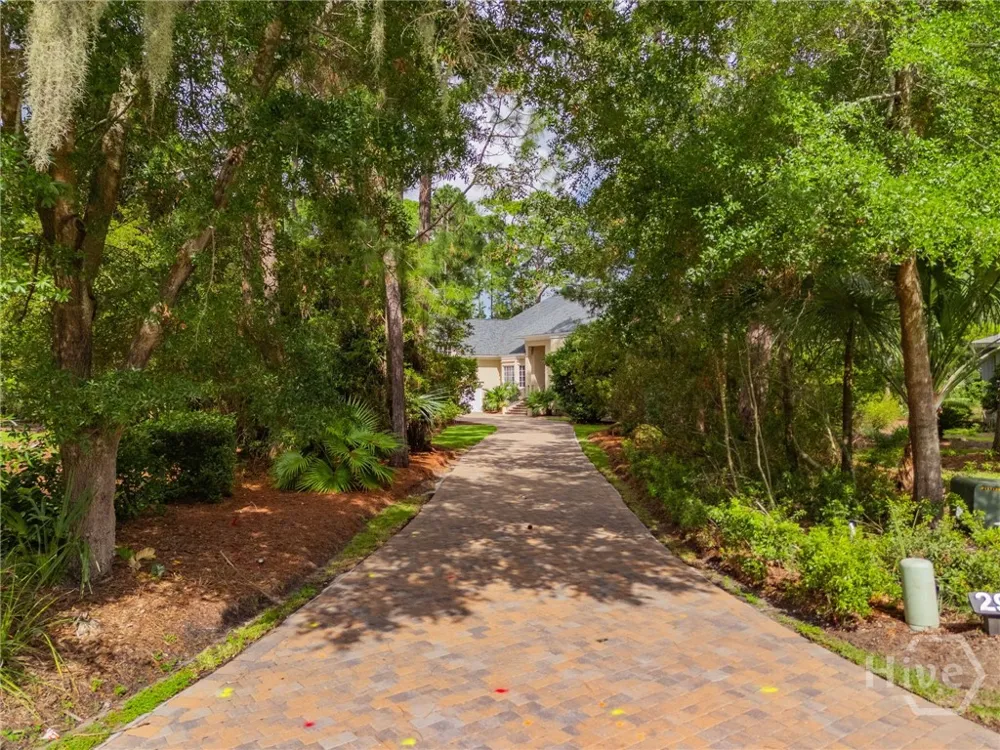 29 Captains Crossing Savannah, GA 31411