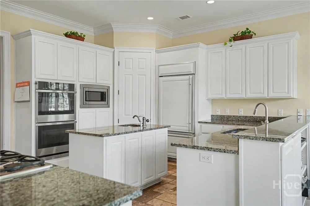 29 Captains Crossing Savannah, GA 31411