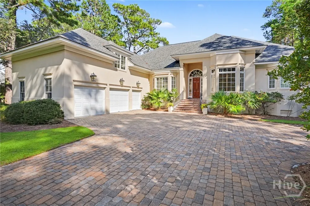 29 Captains Crossing Savannah, GA 31411