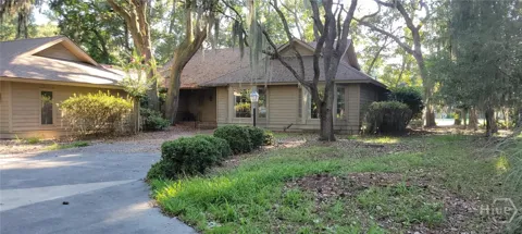 4 Rain Tree Lane