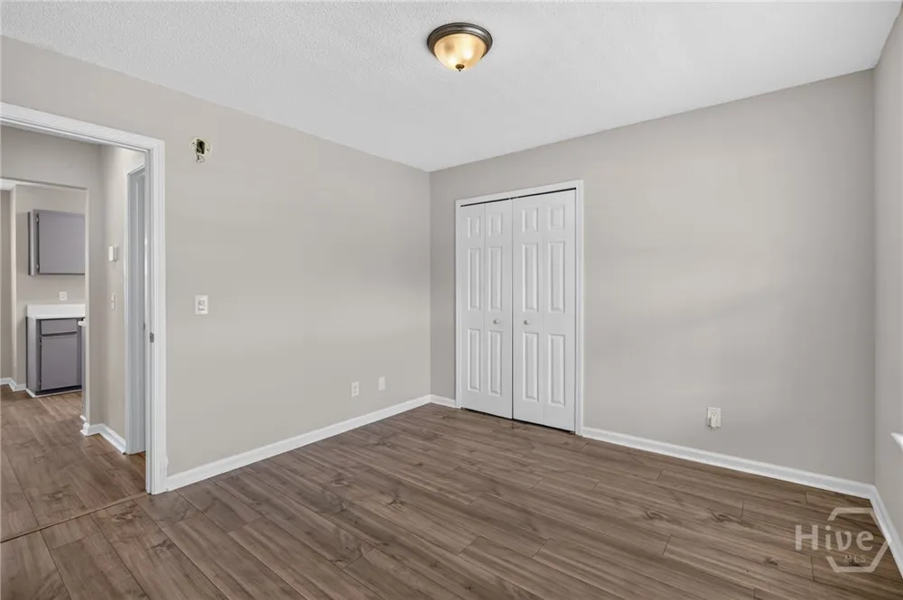 17 Leeward Drive Savannah, GA 31419
