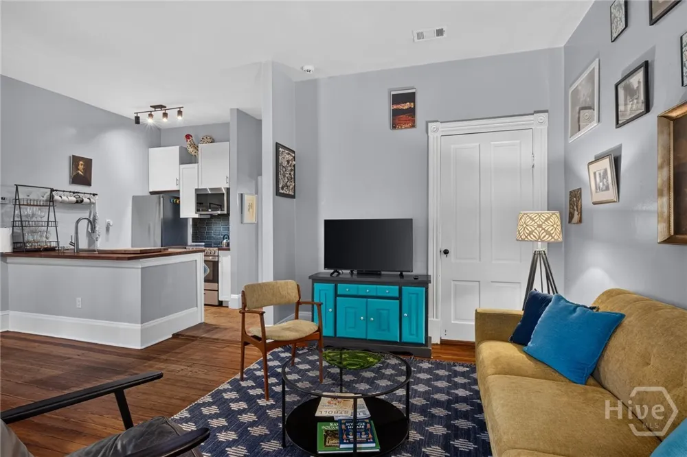 2118 Lincoln St Savannah, GA 31401