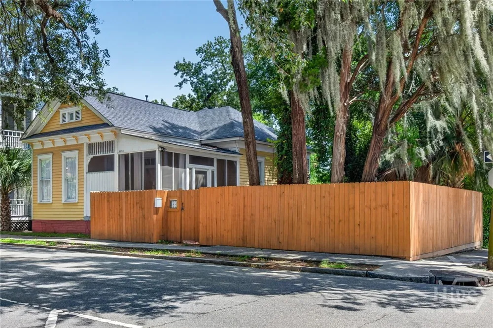 2118 Lincoln St Savannah, GA 31401