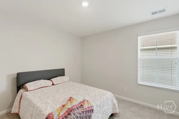 132 Firefly Circle Bloomingdale, GA 31302