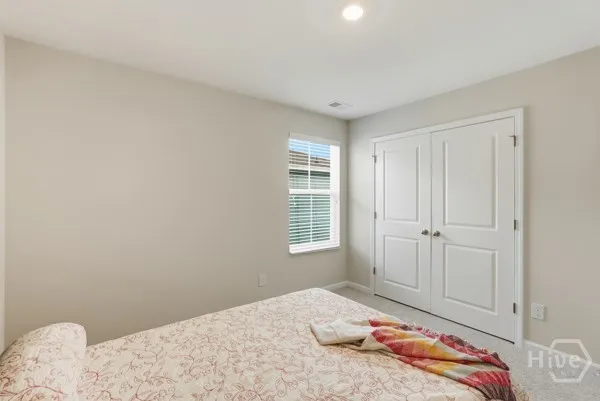132 Firefly Circle Bloomingdale, GA 31302