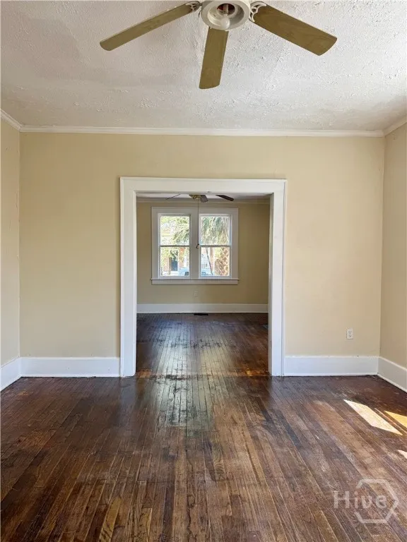 627 W 39th Street Savannah, GA 31415