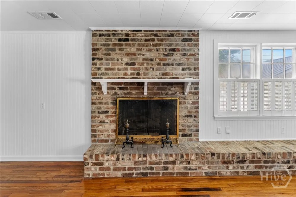 2235 E 41st Street Savannah, GA 31404