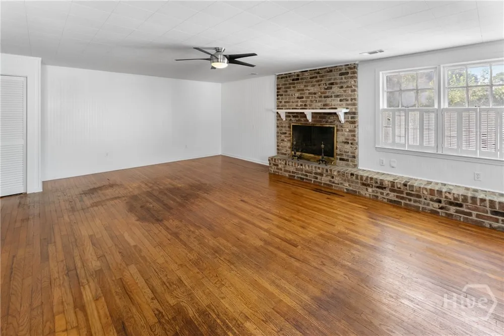 2235 E 41st Street Savannah, GA 31404