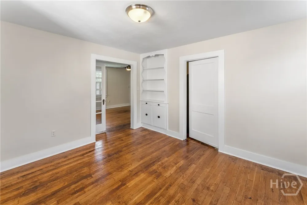 2235 E 41st Street Savannah, GA 31404
